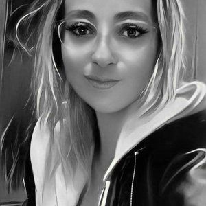 Meet your Posher, Posh